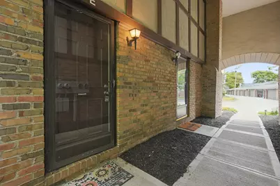 4753 Middletowne Street #-4753E, Columbus, OH 43214 - Photo 3