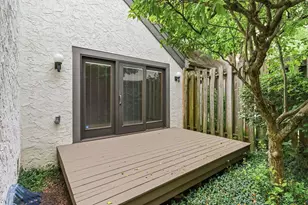 2060 MacKenzie Dr, Columbus, OH 43220 - Photo 3