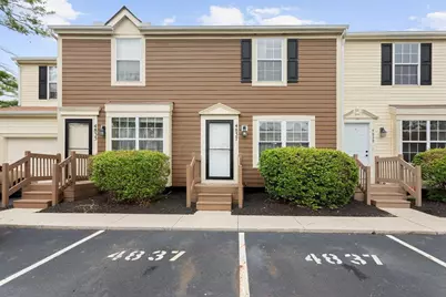 4837 Stoneybrook Boulevard #30B, Hilliard, OH 43026 - Photo 1