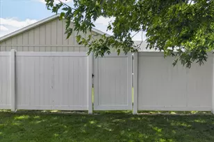 213 Emerald Ln, Washington Court House, OH 43160 - Photo 39