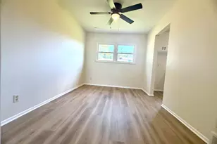 847 Kingland Dr, Columbus, OH 43207 - Photo 17