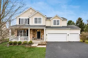 3219 Sitka Spruce Dr, Grove City, OH 43123 - Photo 1