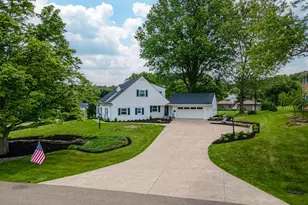 1691 Knob Hill Dr, Coshocton, OH 43812 - Photo 3