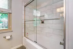 45 S Harding Rd, Columbus, OH 43209 - Photo 23