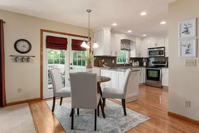 2070 Shirlene Drive, Grove City, OH 43123 - Photo 9