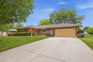236 Drakewood Rd, Westerville, OH 43081 - Photo 3
