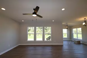 3343 Wittinghill Ct, Delaware, OH 43015 - Photo 5