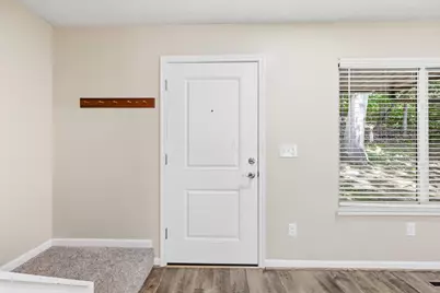 1442 Londondale Parkway #4-2, Newark, OH 43055 - Photo 5