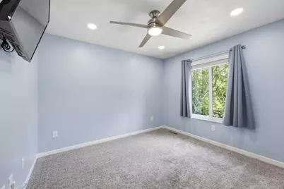 1442 Londondale Parkway #4-2, Newark, OH 43055 - Photo 13