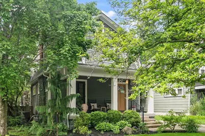 122 E Dunedin Road, Columbus, OH 43214 - Photo 1