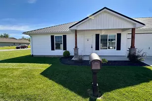 1611 Irene Dr, Bellefontaine, OH 43311 - Photo 1