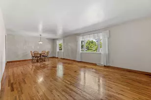 1361 Deerlick Dr, Columbus, OH 43228 - Photo 21