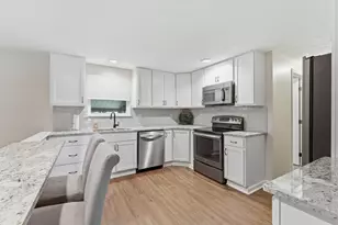 8715 Ripton Dr, Powell, OH 43065 - Photo 1