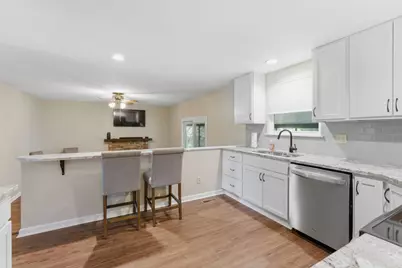 8715 Ripton Drive, Powell, OH 43065 - Photo 9