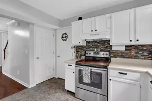 3437 Ridley Dr, Columbus, OH 43228 - Photo 13