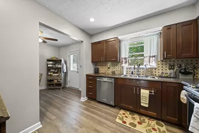 3767 Bridle Court, Columbus, OH 43221 - Photo 9