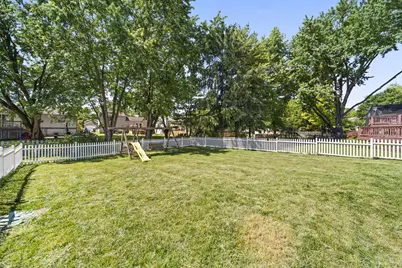 3767 Bridle Court, Columbus, OH 43221 - Photo 33