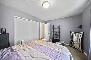 3767 Bridle Ct, Columbus, OH 43221 - Photo 17