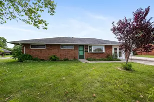 1635 Rosehill Rd, Reynoldsburg, OH 43068 - Photo 1