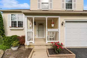 672 Buehler Dr, Delaware, OH 43015 - Photo 3
