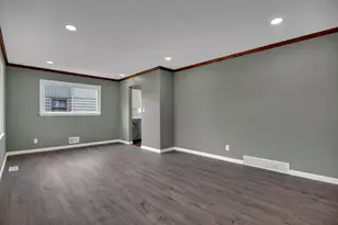 1251 Dellwood Ave, Columbus, OH 43227 - Photo 5