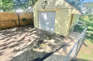 2427 Taylor Ave, Columbus, OH 43211 - Photo 3