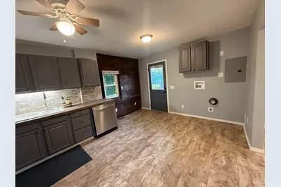 207 E Mill Street, Circleville, OH 43113 - Photo 15