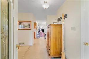 135 N Dugan Rd, Urbana, OH 43078 - Photo 7