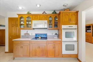 135 N Dugan Rd, Urbana, OH 43078 - Photo 15