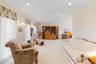 135 N Dugan Rd, Urbana, OH 43078 - Photo 9