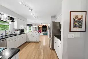 1423 Windrush Cir, Blacklick, OH 43004 - Photo 11