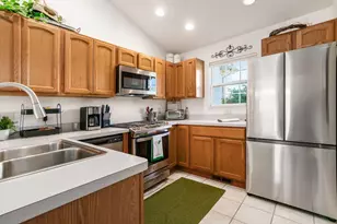1045 Village Dr, Delaware, OH 43015 - Photo 13