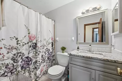 1559 Trabue Woods Boulevard, Columbus, OH 43228 - Photo 19