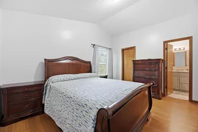 1559 Trabue Woods Boulevard, Columbus, OH 43228 - Photo 15