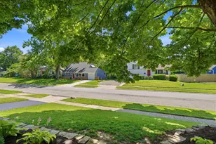 998 Afton Rd, Columbus, OH 43221 - Photo 5