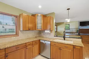 998 Afton Rd, Columbus, OH 43221 - Photo 15