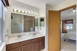 6649 Cloverlawn Cir, Canal Winchester, OH 43110 - Photo 27