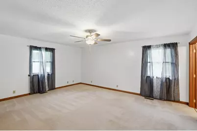 1421 Clubwood, Washington Court House, OH 43160 - Photo 19