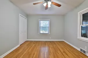 430 Canyon Dr N, Columbus, OH 43214 - Photo 17