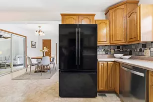 260 Dixon Ct, Columbus, OH 43214 - Photo 19