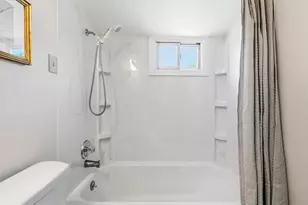 260 Dixon Ct, Columbus, OH 43214 - Photo 37