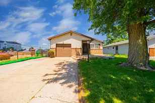 5332 Trabue Rd, Columbus, OH 43228 - Photo 1