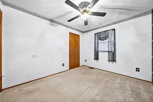5332 Trabue Rd, Columbus, OH 43228 - Photo 21