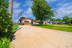 5332 Trabue Rd, Columbus, OH 43228 - Photo 49