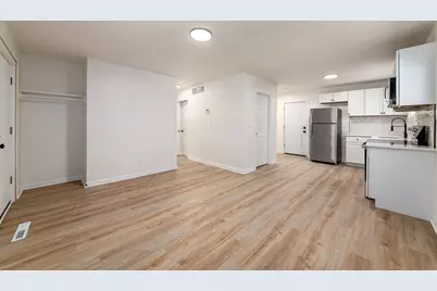 2345 Century Drive, Columbus, OH 43211 - Photo 5