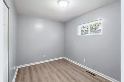2381 Brentnell Avenue, Columbus, OH 43211 - Photo 11