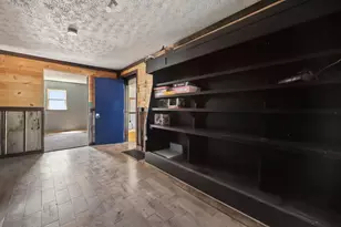 685 E Front St, Logan, OH 43138 - Photo 7