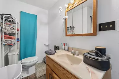 685 E Front Street, Logan, OH 43138 - Photo 17