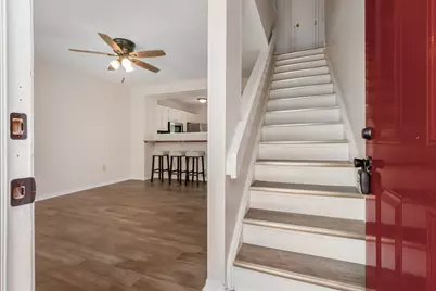916 Worthington Woods Boulevard #12, Columbus, OH 43085 - Photo 5