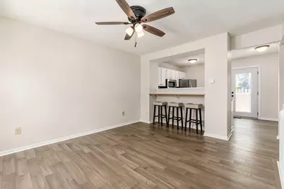 916 Worthington Woods Boulevard #12, Columbus, OH 43085 - Photo 9
